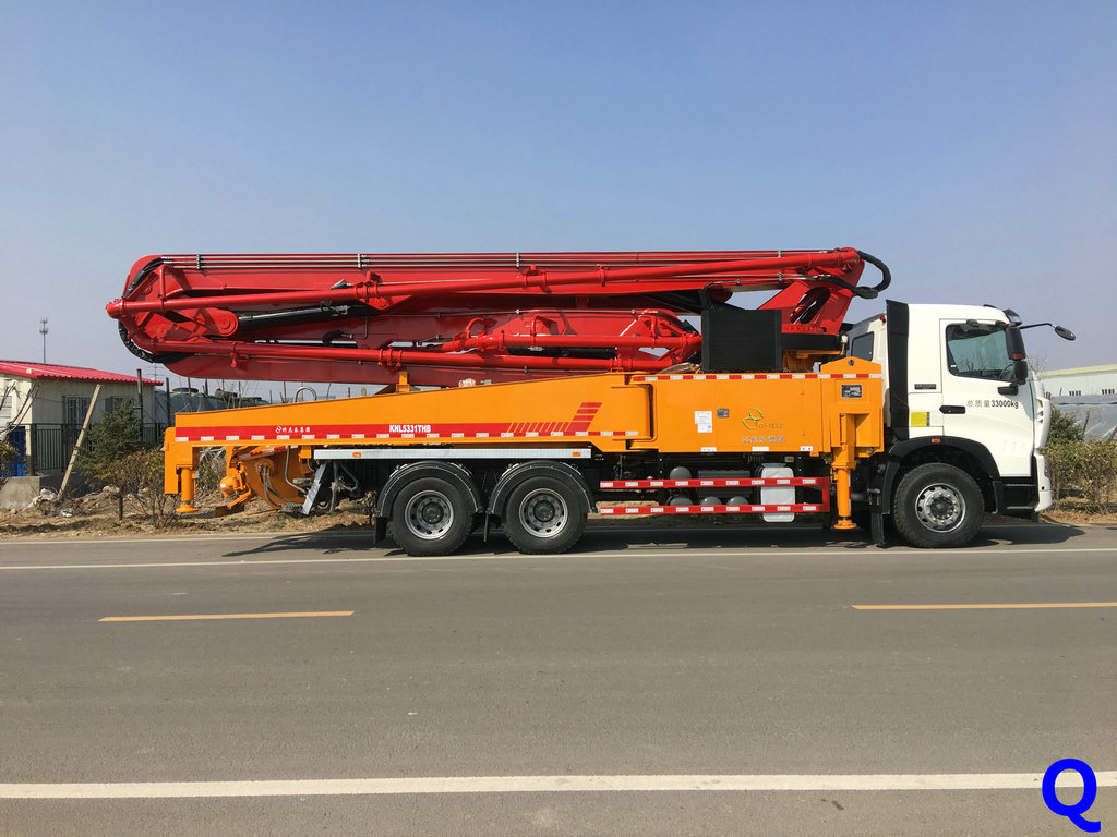 小型混凝土泵車，科尼樂(lè)小型泵車，天泵
